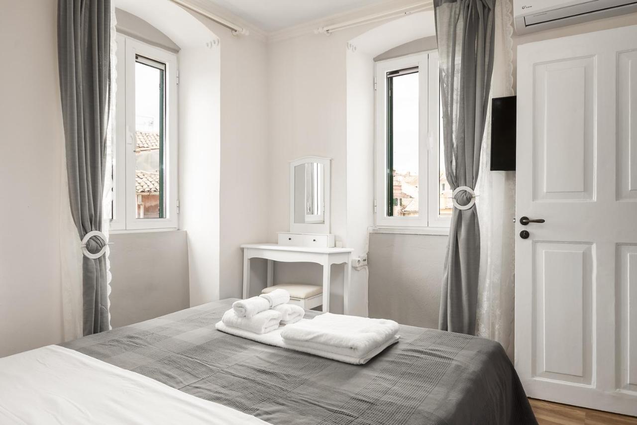 Sky Loft Corfu Old Town Apartments Eksteriør billede